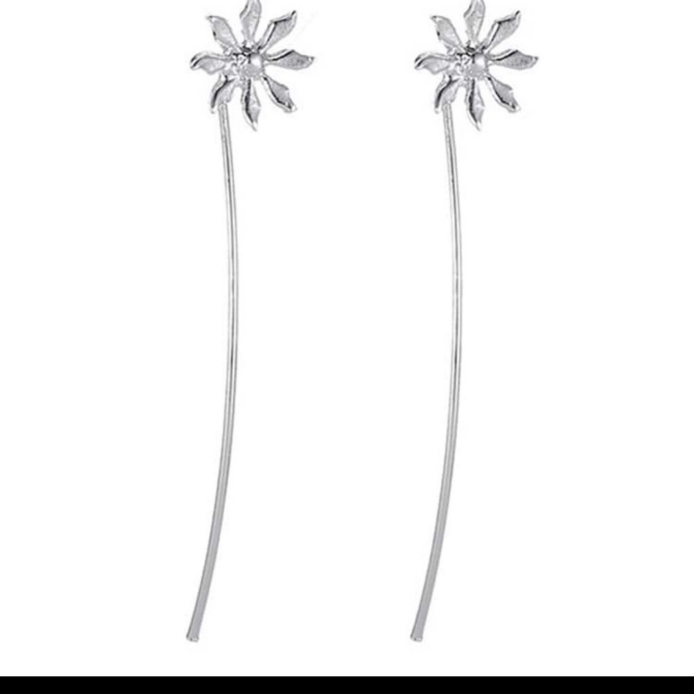 Silver flower daisy threader trendy earrings - Picture 3 of 3